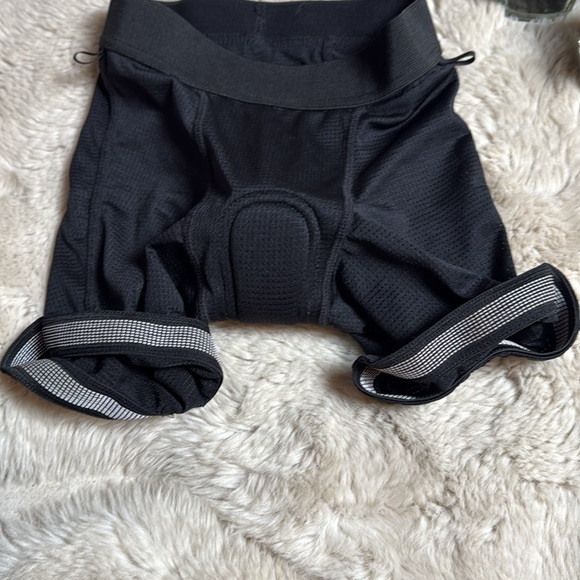 Zoic Padded Shorts Bike Biking Mountain Bike Cycling Size Medium - Picture 3 of 12